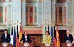 Mariano Rajoy, Francois Hollande, Angela Merkel i Mario Monti (od lewej) nie doszli do porozumienia w sprawie euroobligacji 