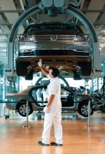 Arbeit: fabryka Volkswagena  w Dreźnie