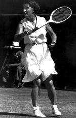 Jadwiga Jędrzejowska (Wimbledon 1937)  była gwiazdą w sporcie amatorskim i elitarnym