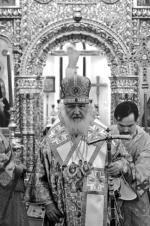 Czy nam się podoba czy nie, rosyjskie prawosławie,  z którym Watykan chce zasypywać podziały,  to Cerkiew Cyryla,  a nie wspólnota katakumbowa nieskażona kolaboracją  z KGB i FSB 