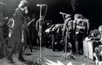 The Rolling Stones  (na zdjęciu  po lewej) w 1970 r. w Altamont  jako ochronę wynajęli członków motocyklowego gangu Aniołów Piekieł