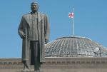 Do 2010 roku na centralnym placu Gori stał wielki pomnik Stalina