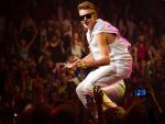 Justin Bieber oferuje VIP-om autograf na winylowej edycji nowej płyty, szansę zrobienia sobie z nim zdjęcia, plecak z upominkami
