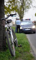 Wielu rowerzystów policja łapie na wsi. Nie stać ich potem  na zapłacenie grzywny i trafiają za kratki