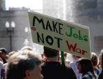 Ruch „Occupy Wall Street” rozkołyskał kraj od Nowego Jorku po Indianapolis. „Praca zamiast wojen” to zawsze nośne hasło 