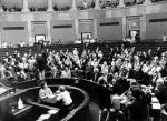 Podczas pierwszego posiedzenia Senatu 4 lipca 1989 roku w sali obrad Sejmu