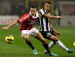 Stephan El Shaarawy (z lewej) i Arturo Vidal, czyli ligowy klasyk Milan – Juventus po liftingu 