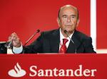 Emilio Botin, szef grupy Santander, musiał złożyć szereg zobowiązań dotyczących funkcjonowania połączonego banku. 
