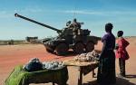 Francuskie wojsko  w malijskim Diabali, odbitym kilka dni temu z rąk radykalnych islamistów 