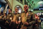 „To którą ręką się żegna...?” Kubańscy oficerowie na mszy w intencji pomyślnej kuracji prezydenta Chaveza 