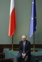 Czy po ewentualnej dymisji ministra sprawiedliwości Jarosława Gowina ten opuściłby PO, pociągając za sobą kilkudziesięciu posłów o poglądach konserwatywnych?