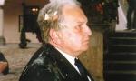 Jerzy Wiatr został w 1996 r. na UJ obrzucony jajkami przez działaczy Ligi Republikańskiej i NZS