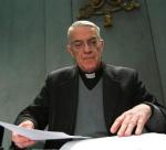 ks. Federico Lombardi rzecznik Watykanu informuje o przebiegu spotkań kardynałów 