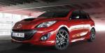 Mazda 3, popularny japoński kompakt, potaniał o 8 tys. zł.