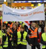 Związki w Lufthansie domagają się podwyżki płac  o 5,2 proc., zarząd zaś chce ich zamrożenia do roku 2015 
