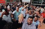 Okupujący ministerstwa w Trypolisie chcą wyrzucenia  z nich ludzi związanych z obalonym reżimem 