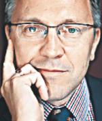 Autor jest profesorem  i rektorem Akademii Finansów i Biznesu Vistula w Warszawie