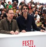 Bracia Ethan (z lewej) i Joel Coenowie w Cannes 