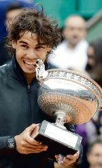 Rafael Nadal w ubiegłym roku wygrał w Paryżu siódmy raz i wyprzedził Bjoerna Borga 