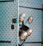 „Monty Python i Święty Graal”, kpina z rycerskiego patosu