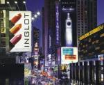 Inglot zwrócił na siebie uwagę amerykańskich mediów, otwierając firmowy salon i inwestując  w billboard na nowojorskim Times Square 