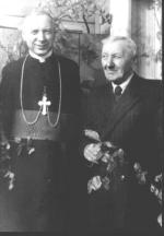 Kardynał Wyszyński z ojcem, Komańcza 1956 r.  