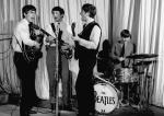 The Beatles najpierw byli słuchaczami BBC, a później gwiazdami stacji radiowej. 