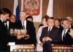 Jelcyn – Wałęsa, rok 1993: Rosja bierze odpowiedzialność za zbrodnię katyńską