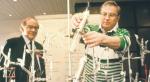 Eksperyment z zimną fuzją Martina Fleischmanna i Stanleya Ponsa to jeden z najbardziej kontrowersyjnych problemów współczesnej fizyki. Badacze wstydzą się przyznawać, że nad nim pracują.
