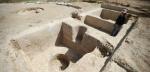 W czasach antycznych  w takich kamiennych basenach tłoczono  i fermentowano wino.  Na zdjęciu wykopaliska  w Aszkelonie w Izraelu 
