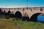 Puente Romano: nienaruszony, tyle że wyasfaltowany. Szkoda, że Rzymianie nie budowali mostów warszawskich...
