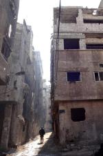 Przedmieścia Damaszku w ruinie. W wojnie syryjskiej ucierpiało już ponad 9 mln ludzi