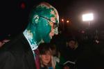 Arsenij Jaceniuk, lider opozycyjnej Batkiwszczyny, został w środę w Charkowie zaatakowany farbą przez nieznanego sprawcę 