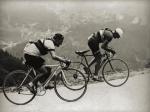 Tour de France 1948. Gino Bartali (z lewej) i Belg Stan Ockers na jednym z etapów w Pirenejach 