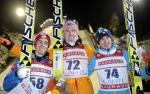 Podium w Lahti: od lewej: Stefan Kraft (2. miejsce), Severin Freund (1.) i Kamil Stoch (3.) 