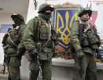 Rosyjscy żołnierze blokują posterunek ukraińskiej straży granicznej w Perewalnym 