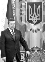Wiktor Janukowycz miał uprawnienia niemal takie, jakimi dysponował Leonid Kuczma 