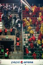 Konfrontacja Legia – Jagiellonia  na trybunach warszawskiego stadionu. Kto podgrzał atmosferę? 