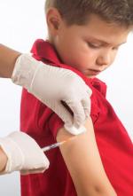 W wielu wypadkach po szczepieniach występują powikłania, ale lekarze nie chcą ich zgłaszać do sanepidu 