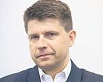 Ryszard Petru jest ekonomistą, partnerem w PwC