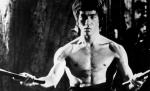 Zmarły w 1973 r. Bruce Lee promował  już m.in. elektronikę i ubrania. Teraz trafił na opakowania napoju polskiej firmy Oshee