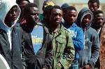 Imigranci z Afryki zatrzymani przez włoską straż wybrzeża
