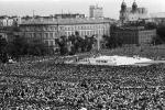 Msza papieska na placu Zwycięstwa, czerwiec 1979. „Niech zstąpi Duch Twój...”
