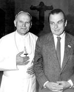 Czesław Miłosz spotkał się z Janem Pawłem II  w grudniu 1980 r.  po odebraniu literackiego Nobla.  Do końca życia utrzymywał  z papieżem kontakt listowny 