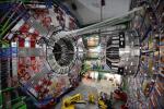 Tor wyścigowy i ring dla hadronów, czyli LHC w Genewie
