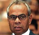 Srichand  Hinduja 11,9 mld £ wraz z bratem kontroluje holding Hinduja Group