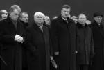 Na zdjęciu byli prezydenci Ukrainy, od lewej:  Wiktor Juszczenko, Leonid Krawczuk,  Wiktor Janukowycz (wówczas urzędująca głowa państwa),  Leonid Kuczma, Kijów, 20 grudnia 2013 r. 