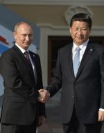Prezydenci Rosji i Chin podczas szczytu grupy G20 w Petersburgu we wrześniu ubiegłego roku 