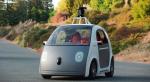 Jeden z pierwszych prototypów autka Google. „Twarz” ma budzić sympatię kierowców nieufających nowym technologiom 