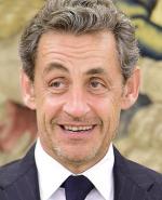 Nicolas Sarkozy ma zgolić zarost, gdy wróci do polityki 